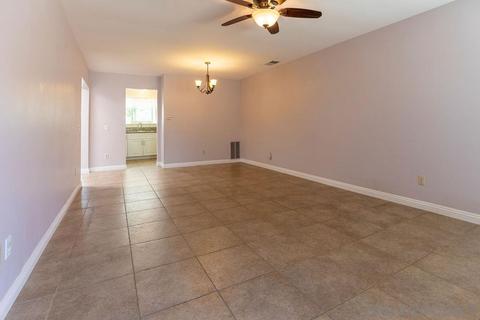 4729 Sunny Hills Rd, Oceanside, CA 92056 photo 11