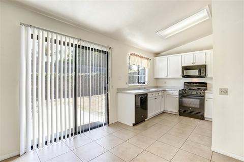 1553 Spring Creek Ln, Oceanside, CA 92057 photo 9