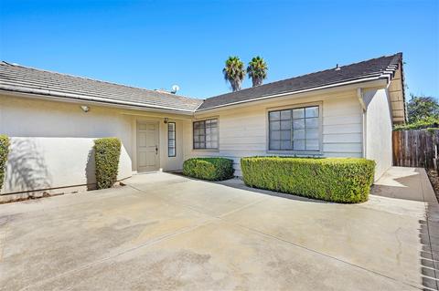 1553 Spring Creek Ln, Oceanside, CA 92057 photo 3