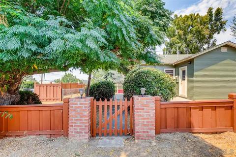 830 7th St, Ramona, CA 92065 photo 5