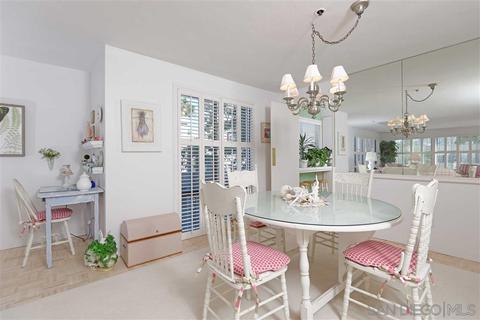 2130 Vallecitos #243, La Jolla, CA 92037 photo 9