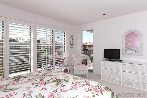 2130 Vallecitos #243, La Jolla, CA 92037 photo 14