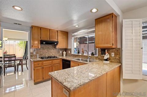 1910 Willowbrook Dr, Oceanside, CA 92056 photo 6