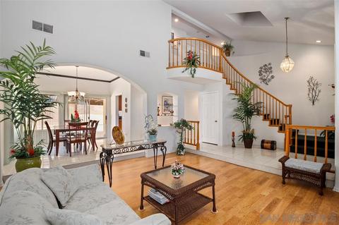 1910 Willowbrook Dr, Oceanside, CA 92056 photo 2
