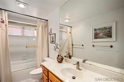 1910 Willowbrook Dr, Oceanside, CA 92056 photo 17