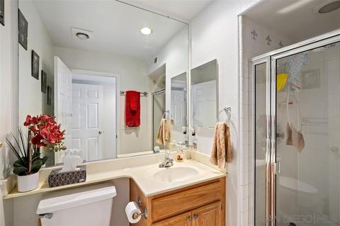 1910 Willowbrook Dr, Oceanside, CA 92056 photo 14