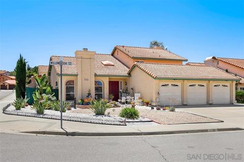 1910 Willowbrook Dr, Oceanside, CA 92056 photo 1