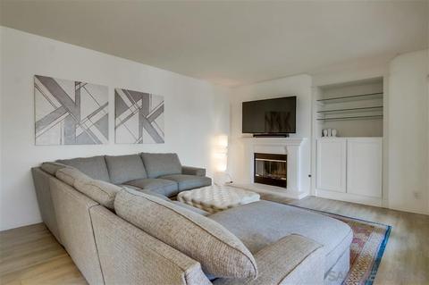 6083 Oakgate Row, La Jolla, CA 92037 photo 9