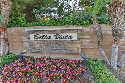 1543 Golfcrest Pl, Vista, CA 92081 photo 2