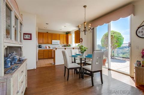 2928 Cliff Cir, Carlsbad, CA 92010 photo 5