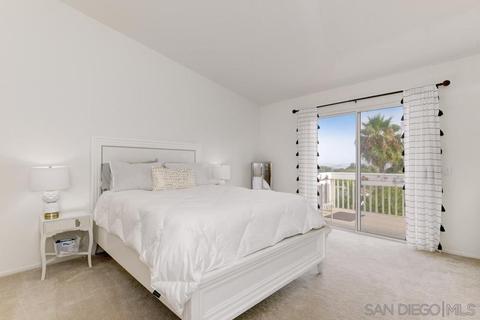 1292 Cottonwood Dr, Oceanside, CA 92056 photo 11