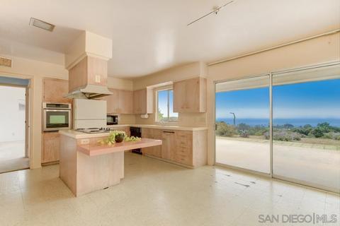 5540 Ladybird Ln, La Jolla, CA 92037 photo 7