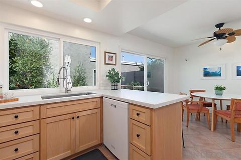 1911 Skyknoll Way, Encinitas, CA 92024 photo 10