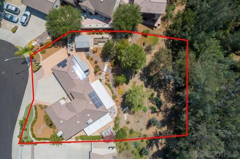 2083 Hallmark Pl, Escondido, CA 92029 photo 2
