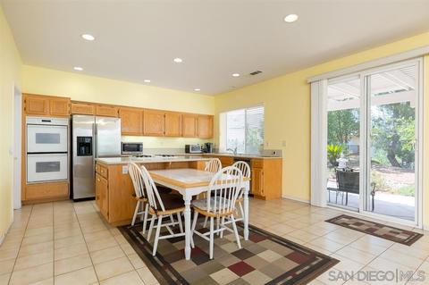 2083 Hallmark Pl, Escondido, CA 92029 photo 16