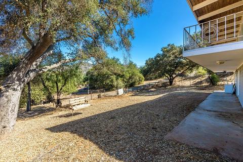 25739 Hillcrest Ave, Escondido, CA 92026 photo 4