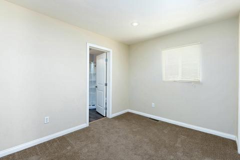 25739 Hillcrest Ave, Escondido, CA 92026 photo 17