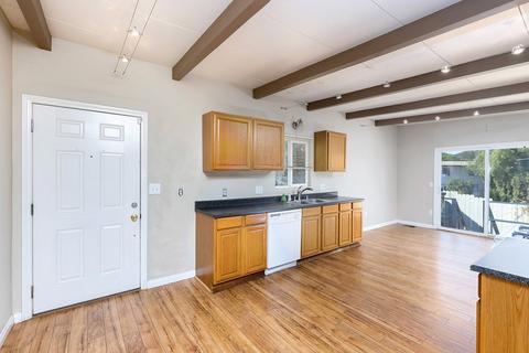 25739 Hillcrest Ave, Escondido, CA 92026 photo 11