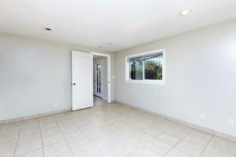25739 Hillcrest Ave, Escondido, CA 92026 photo 25