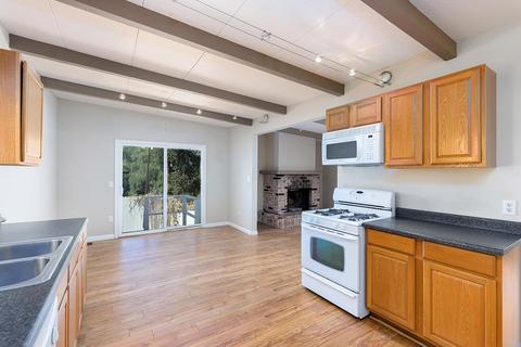 25739 Hillcrest Ave, Escondido, CA 92026 photo 9