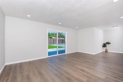 8850 Innsdale Ave, Spring Valley, CA 91977 photo 10