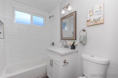 8850 Innsdale Ave, Spring Valley, CA 91977 photo 11