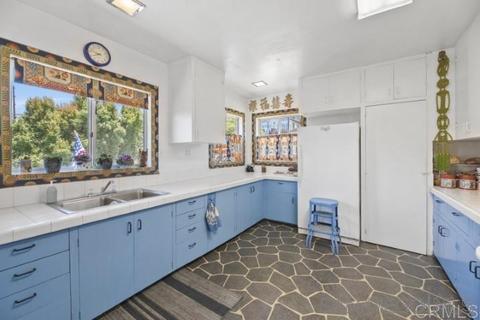 1660 Burgundy Rd, Encinitas, CA 92024 photo 11