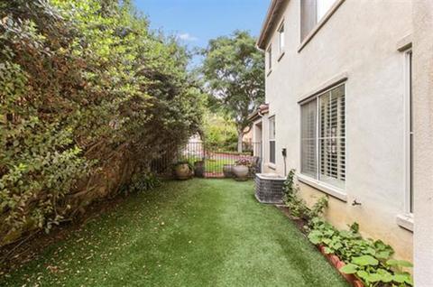 8174 Gilman Ct, La Jolla, CA 92037 photo 24