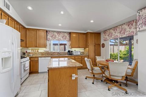 5727 W Shetland Ct, Oceanside, CA 92057 photo 3