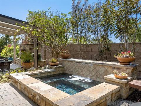 804 Dolphin Cir, Encinitas, CA 92024 photo 8