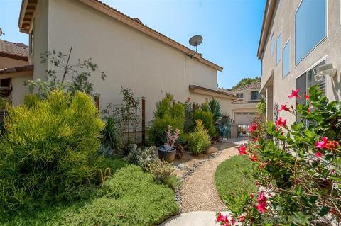 1029 Laguna Seca Loop, Chula Vista, CA 91915 photo 16