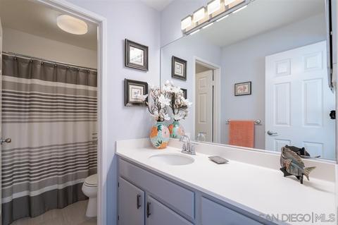 1029 Laguna Seca Loop, Chula Vista, CA 91915 photo 13