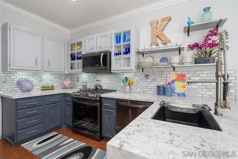 1029 Laguna Seca Loop, Chula Vista, CA 91915 photo 6