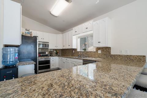 1654 La Mesa Ave, Spring Valley, CA 91977 photo 12