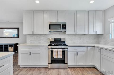 9765 Abbeywood Rd, Santee, CA 92071 photo 4
