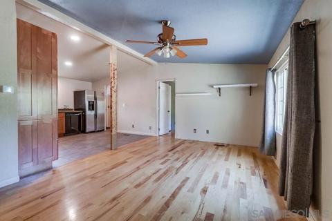 610 Saint George Dr, El Cajon, CA 92019 photo 6