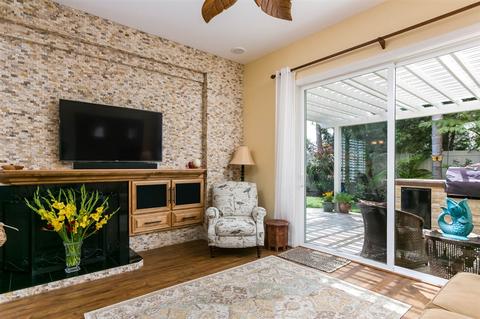 7110 Tanager Dr, Carlsbad, CA 92011 photo 9