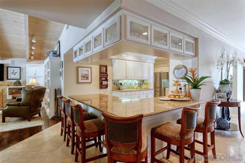 6643 Aranda Ave, La Jolla, CA 92037 photo 2