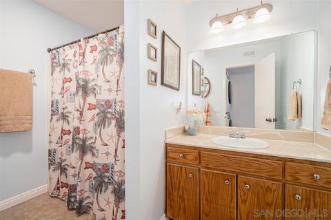 10725 Lisa Mdws #B, Santee, CA 92071 photo 11
