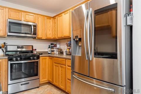 10725 Lisa Mdws #B, Santee, CA 92071 photo 9