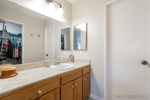 10725 Lisa Mdws #B, Santee, CA 92071 photo 15