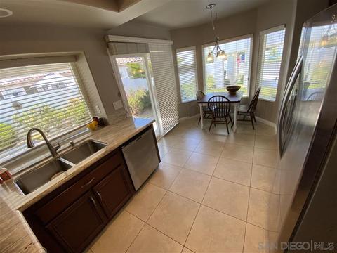 4764 Agora Way, Oceanside, CA 92056 photo 8