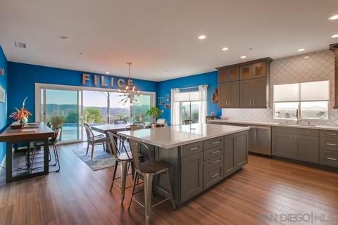 411 Grapefruit Dr, Ramona, CA 92065 photo 4