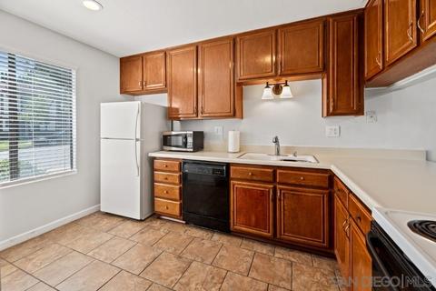 9311 W Heaney Cir, Santee, CA 92071 photo 6