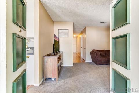 10053 Lake Canyon Ct, Santee, CA 92071 photo 4