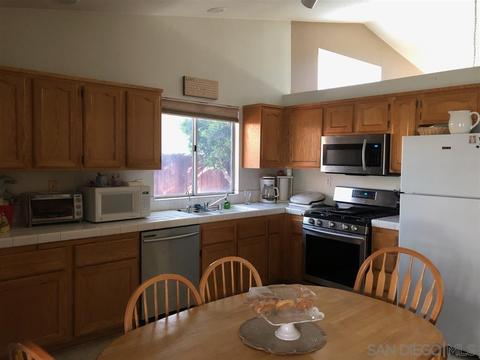 1119 Mirada Dr, Perris, CA 92571 photo 3