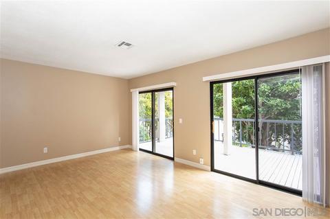 2354 Caringa Way #D, Carlsbad, CA 92009 photo 3