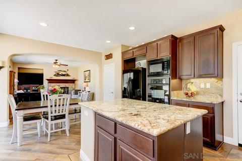 2736 Anjuli Ct, El Cajon, CA 92020 photo 10