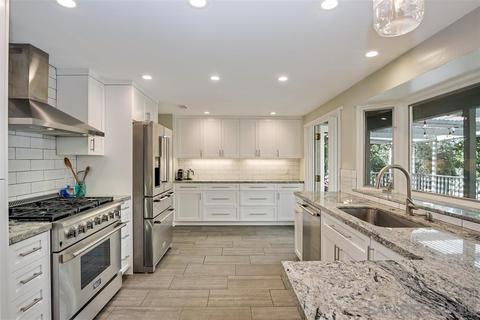 1955 Glennaire Dr, Escondido, CA 92025 photo 3
