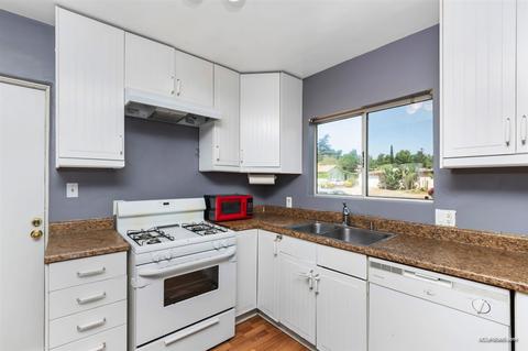 251 E 11th Ave, Escondido, CA 92025 photo 8